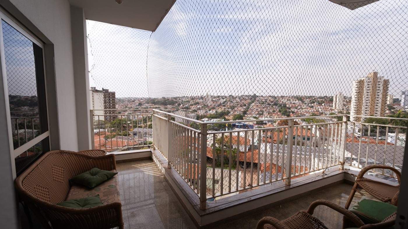Apartamento à venda — Centro